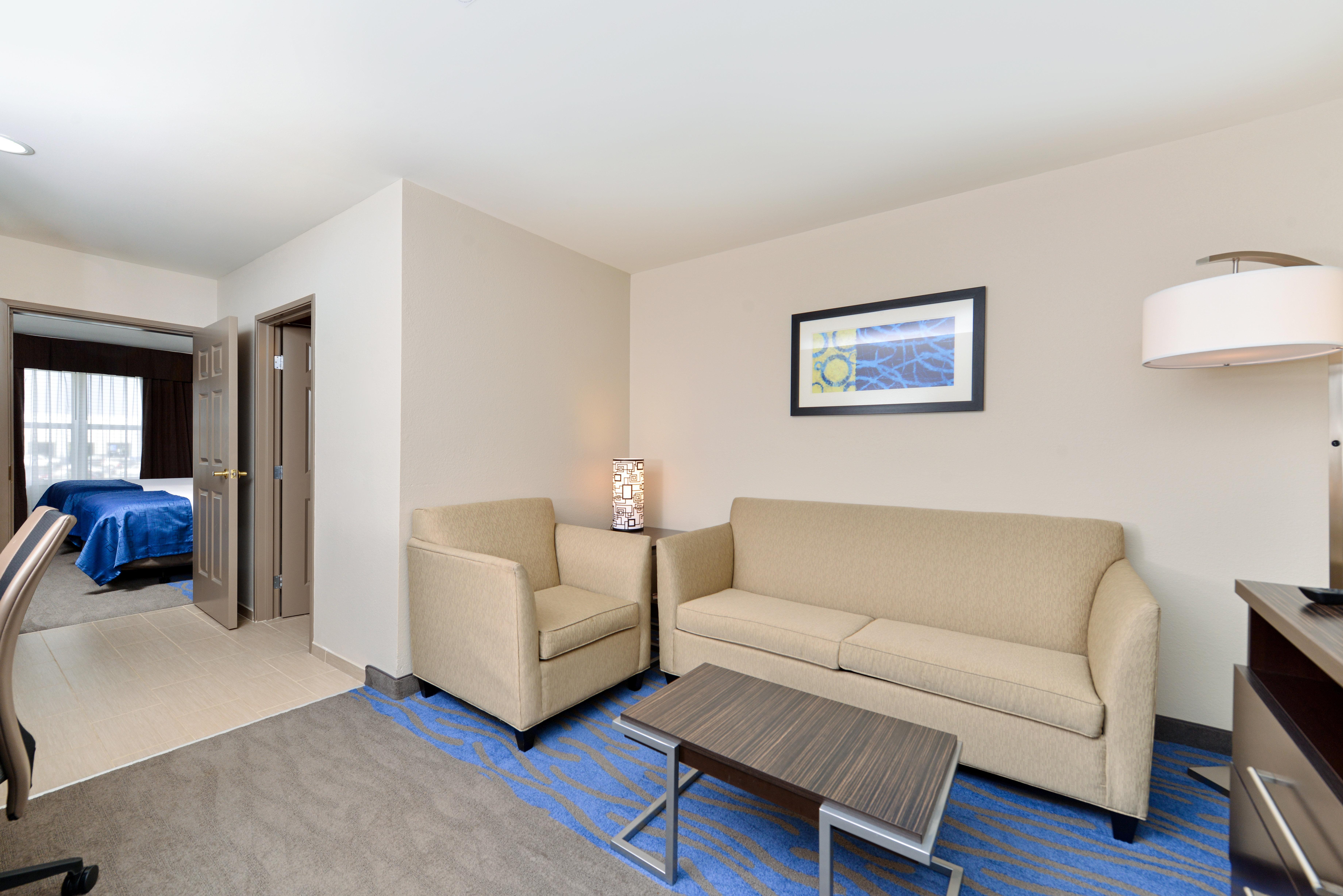 Holiday Inn Express Hotel & Suites St. Louis West-O'Fallon By Ihg Bagian luar foto