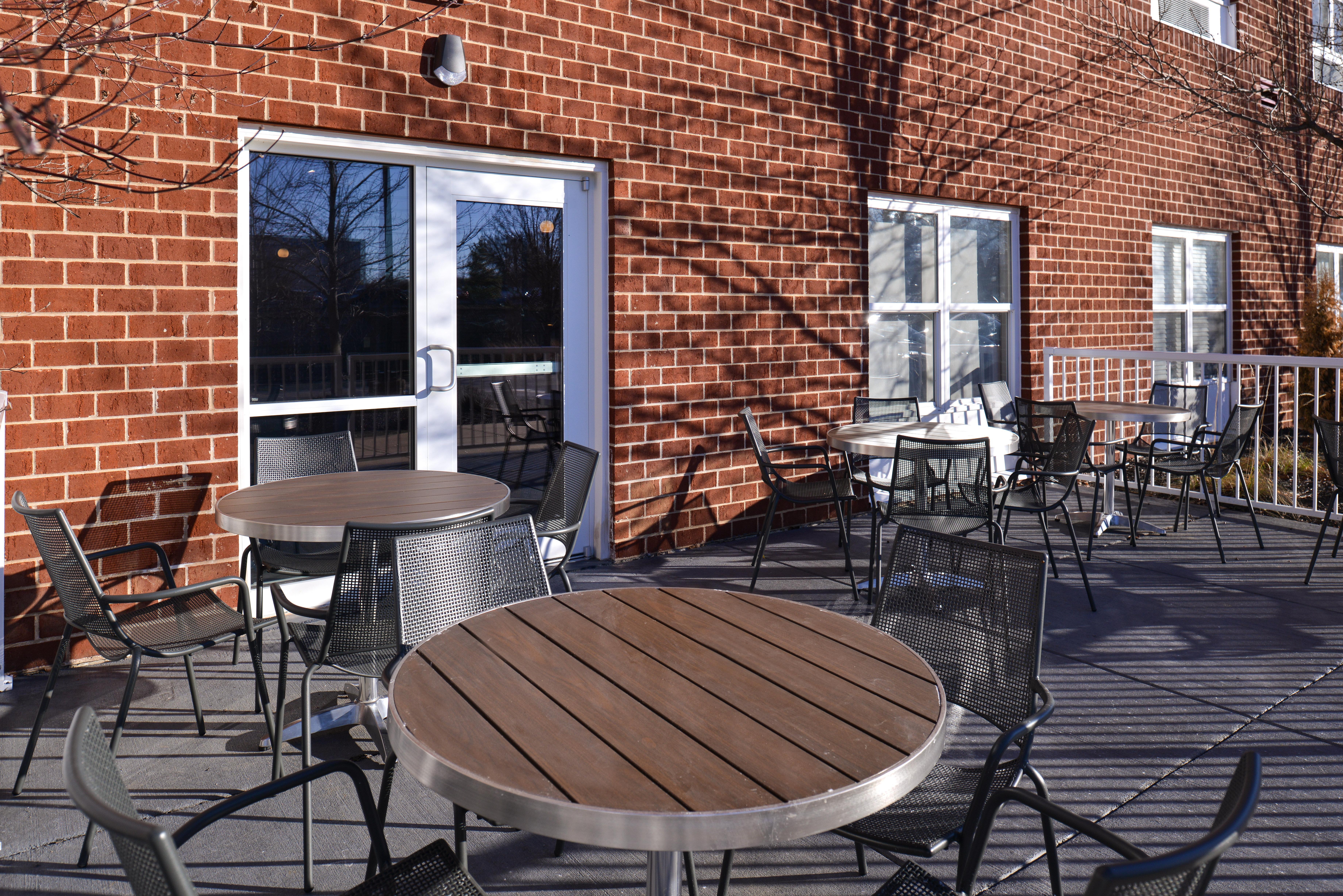 Holiday Inn Express Hotel & Suites St. Louis West-O'Fallon By Ihg Bagian luar foto